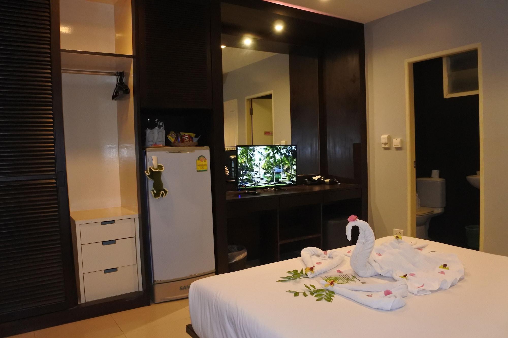 Baannueng@Kathu Hotel Phuket Екстериор снимка