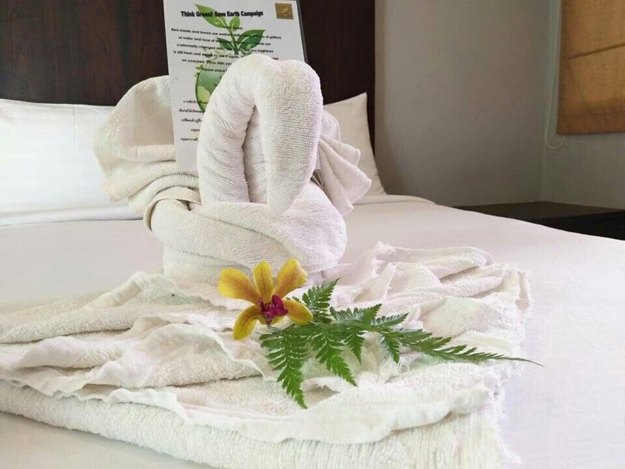 Baannueng@Kathu Hotel Phuket Екстериор снимка
